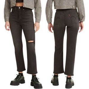 NWT LEVI'S Women's Wedgie High Rise Straight Leg Jeans Sz 25 Destruction Washed